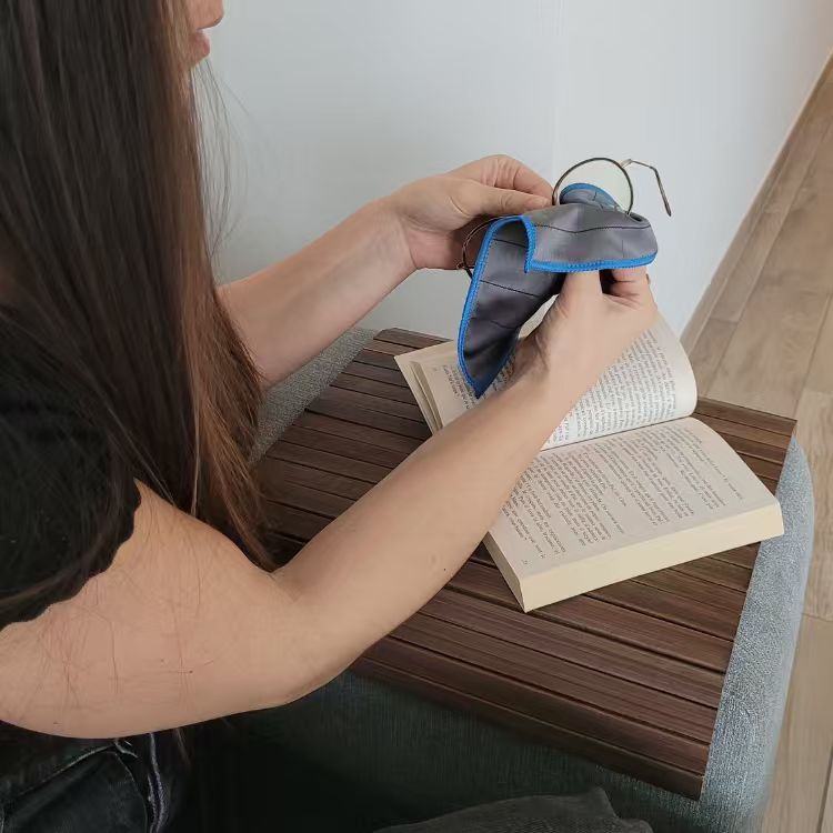 Pa&ntilde;o de limpieza de microfibra para electr&oacute;nica